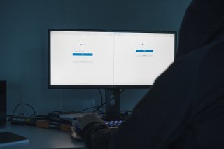 La Confédération a été visée lundi matin par une attaque par déni de service (DDoS) (image symbolique).